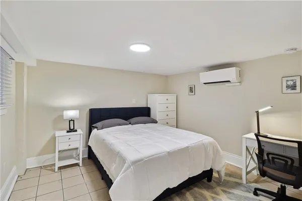 $1,800 | 1432 Melpomene Street, New Orleans, LA 70130