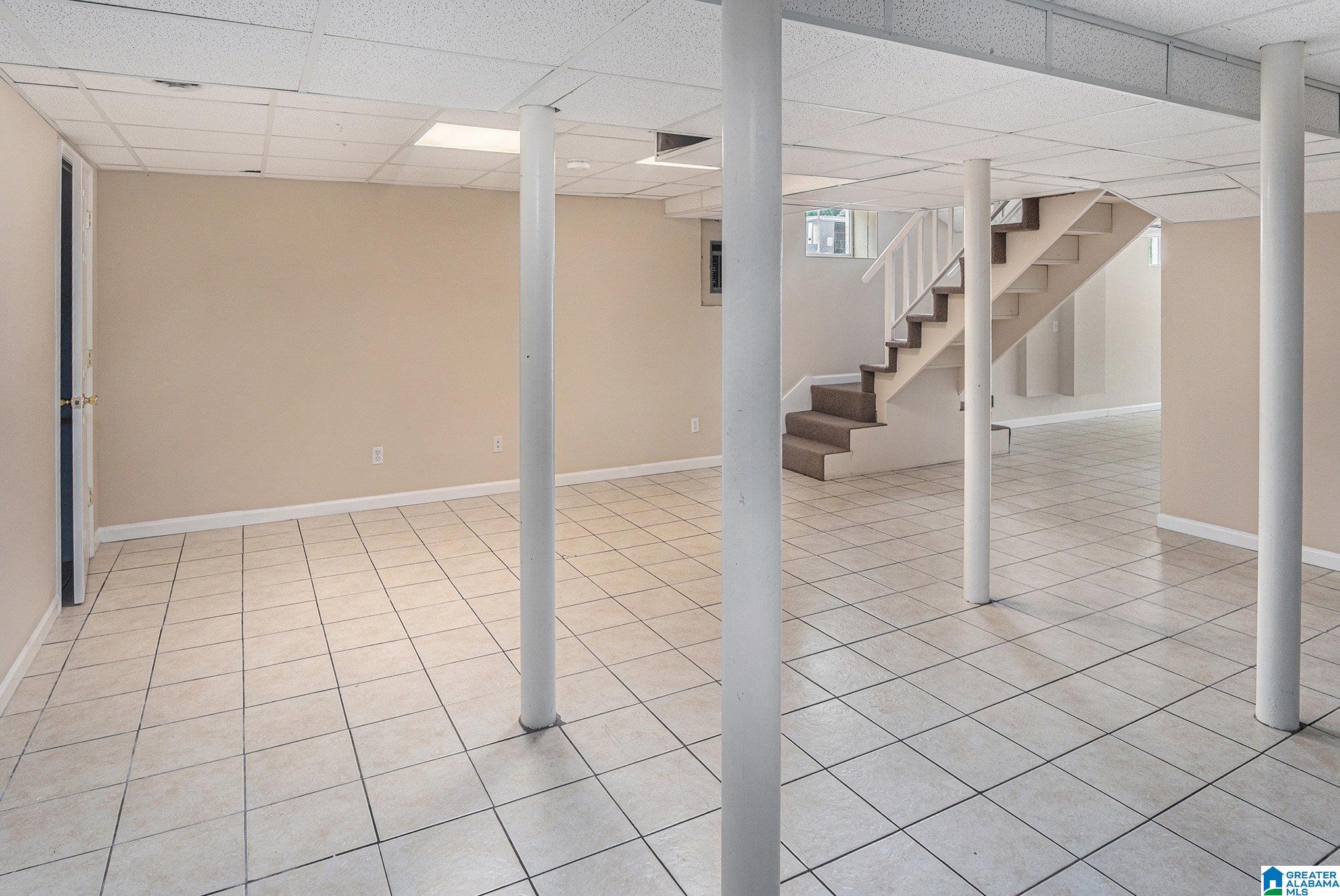 3137 Woodhaven Road Birmingham, AL 35243 - Photo 16 of 19