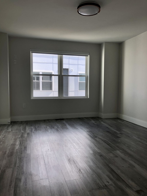 316 Shrewsbury Street, Unit 3W Worcester, MA 01604 - Photo 11 of 22