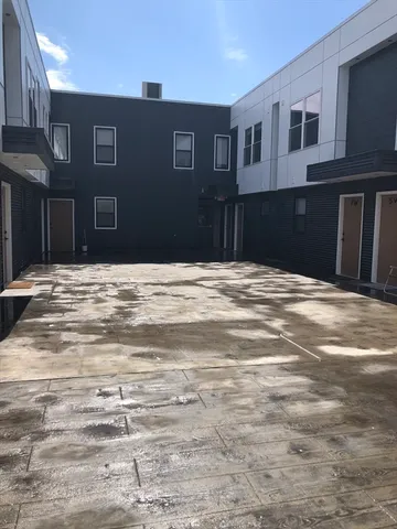 $2,500 | 316 Shrewsbury Street, Unit 3W, Worcester, MA 01604