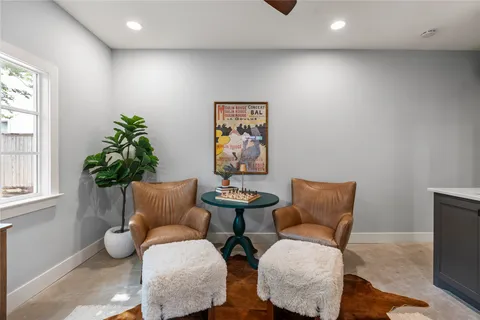 $925,000 | 1806 McDuffie Street, Houston, TX 77019