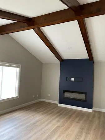 $299,900 | 33633 Swan Drive, Sterling Heights, MI 48312