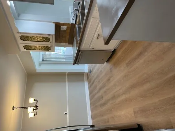 $299,900 | 33633 Swan Drive, Sterling Heights, MI 48312