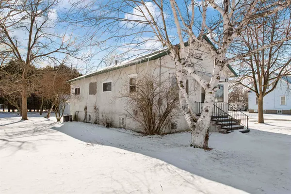 $134,900 | 1513 28th Avenue, Menominee, MI 49858