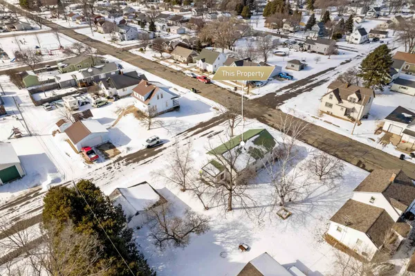 $134,900 | 1513 28th Avenue, Menominee, MI 49858