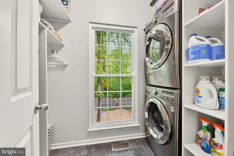 $1,150,000 | 1300 Cassia Street, Herndon, VA 20170