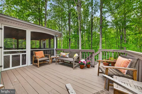 $1,150,000 | 1300 Cassia Street, Herndon, VA 20170