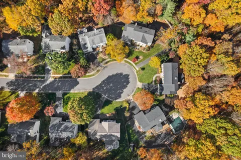 $1,150,000 | 1300 Cassia Street, Herndon, VA 20170