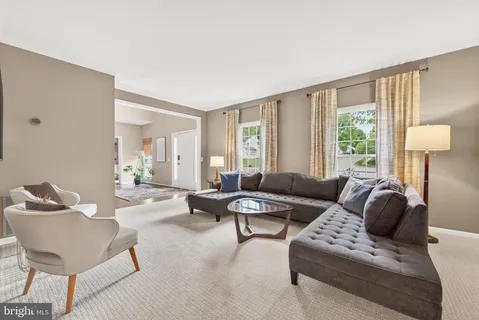 $1,150,000 | 1300 Cassia Street, Herndon, VA 20170