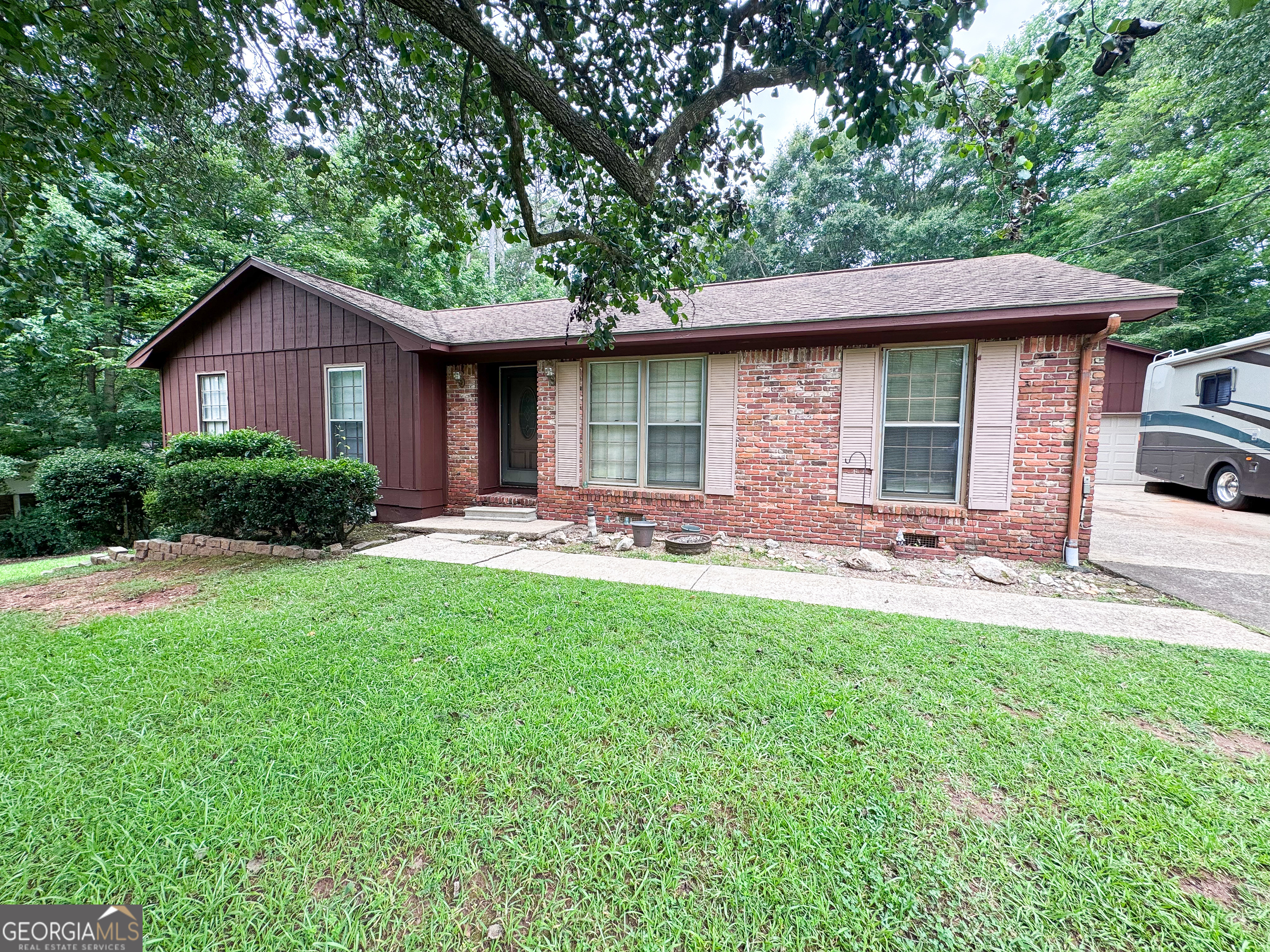 123 Hazel Way LaGrange, GA 30241 - Photo 1 of 18