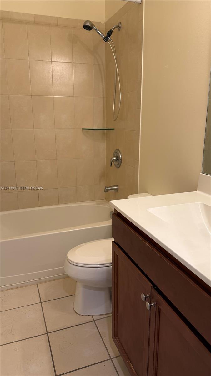 9213 West 33rd Way Hialeah, FL 33018 - Photo 15 of 23