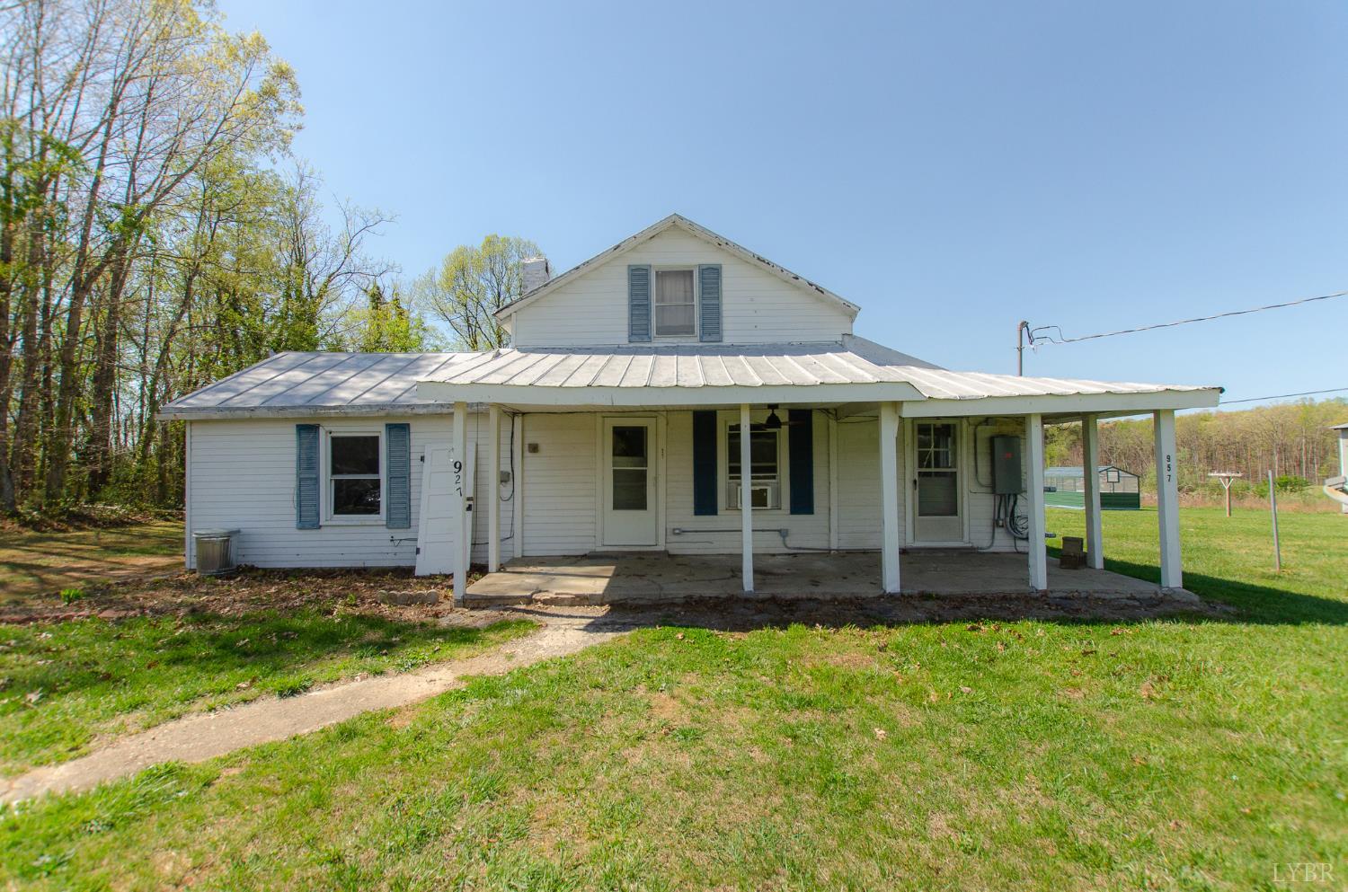 957 Blue Ridge Drive Gretna, VA 24557 - Photo 1 of 31