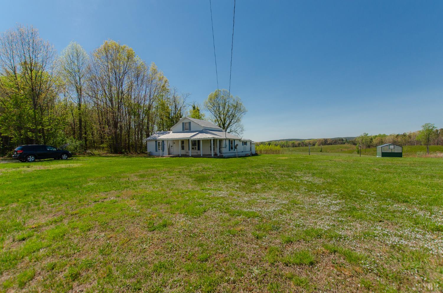 957 Blue Ridge Drive Gretna, VA 24557 - Photo 24 of 31