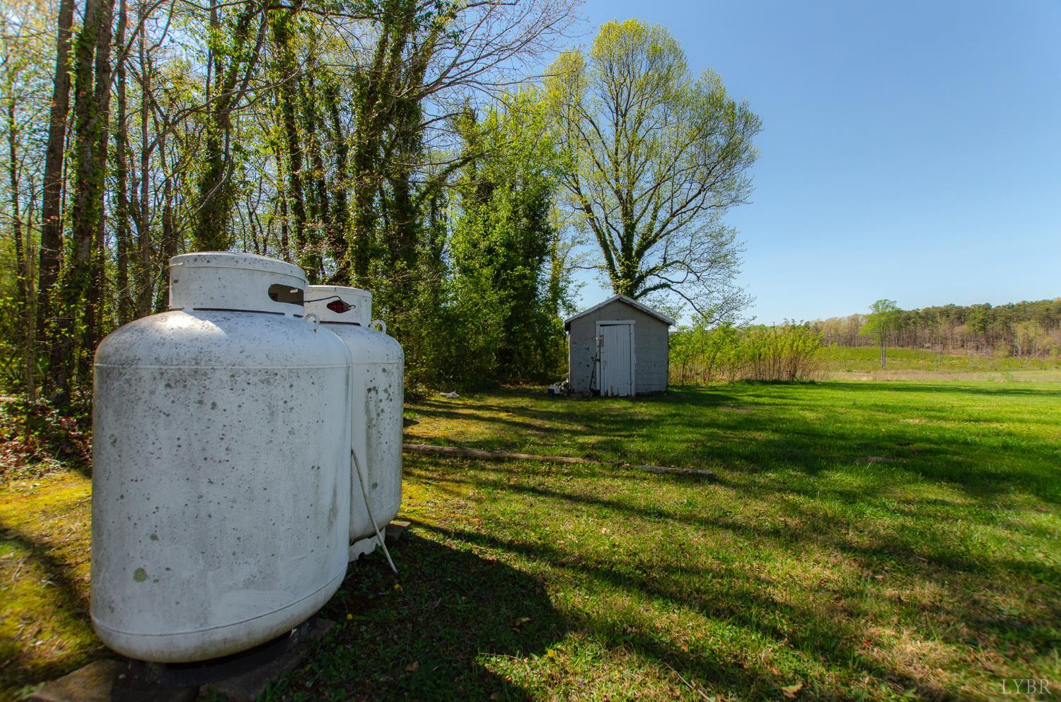 957 Blue Ridge Drive Gretna, VA 24557 - Photo 29 of 31