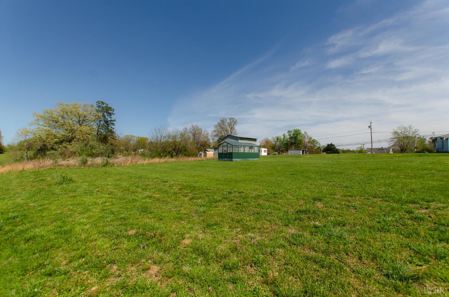 957 Blue Ridge Drive Gretna, VA 24557 - Photo 3 of 31