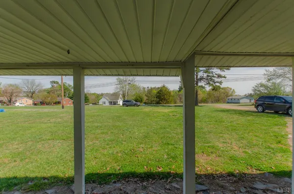 $109,500 | 957 Blue Ridge Drive, Gretna, VA 24557