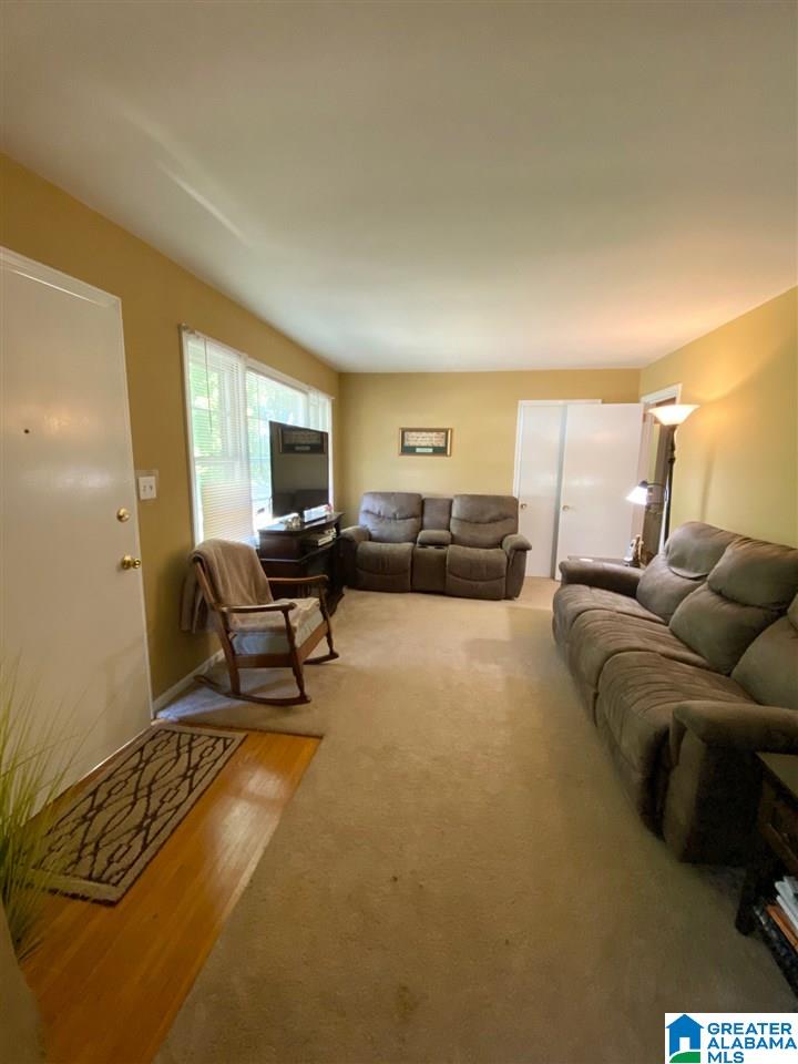 425 20th Avenue Northeast Birmingham, AL 35215 - Photo 2 of 12