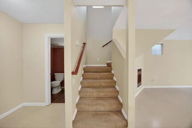 $299,950 | 525 Samuel Way, Sacramento, CA 95838