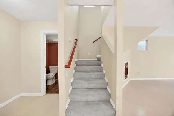 $310,000 | 525 Samuel Way, Sacramento, CA 95838