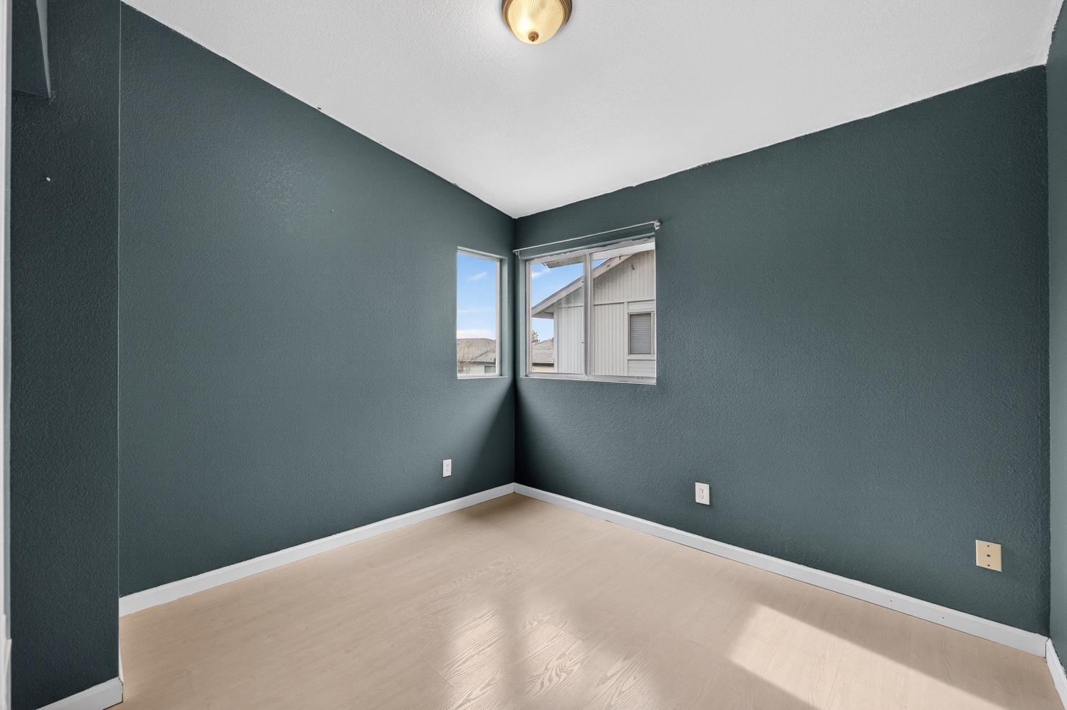 525 Samuel Way Sacramento, CA 95838 - Photo 29 of 56