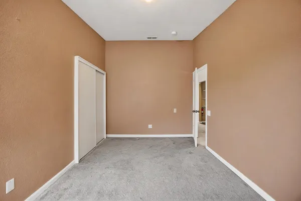 $310,000 | 525 Samuel Way, Sacramento, CA 95838