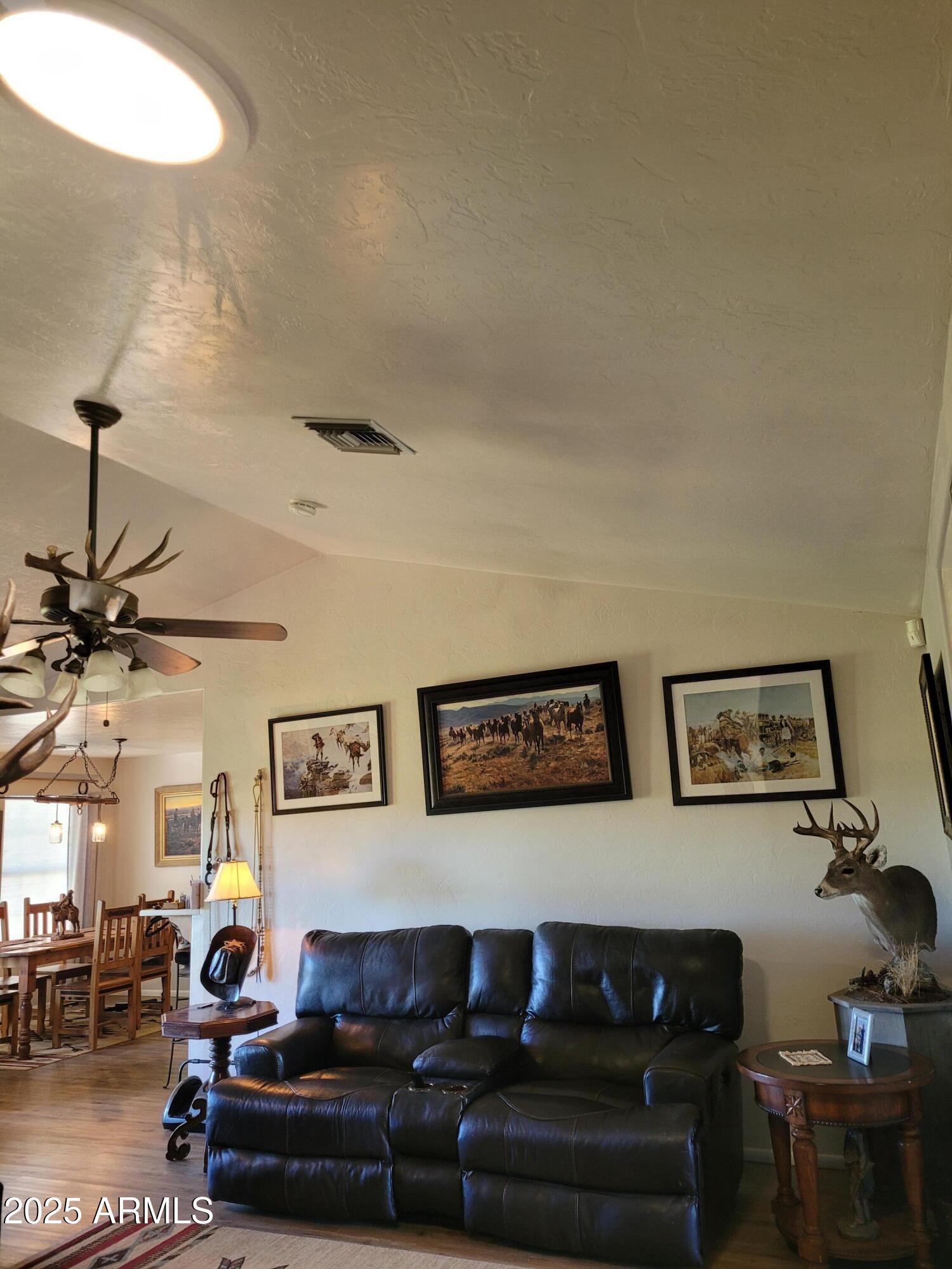 8255 North Fort Grant Road Willcox, AZ 85643 - Photo 21 of 40 a living room with furniture