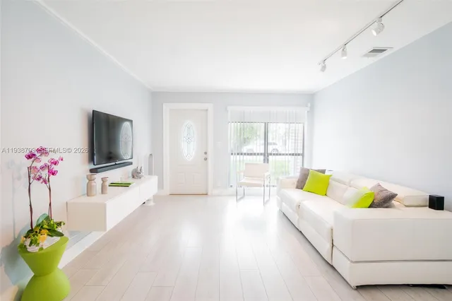 $450,000 | 3330 Southwest 59th Terrace, West Park, FL 33023