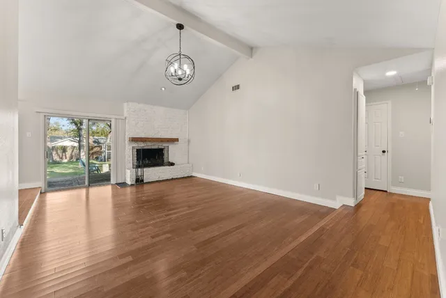 $425,000 | 9424 Shady Oaks Drive, Austin, TX 78729