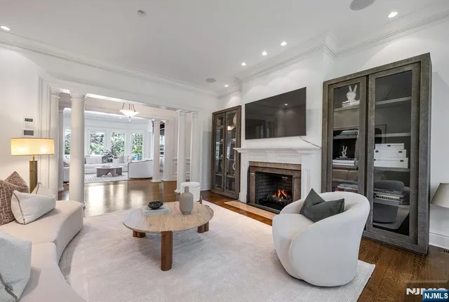 $4,999,999 | 907 Scioto Drive, Franklin Lakes, NJ 07417