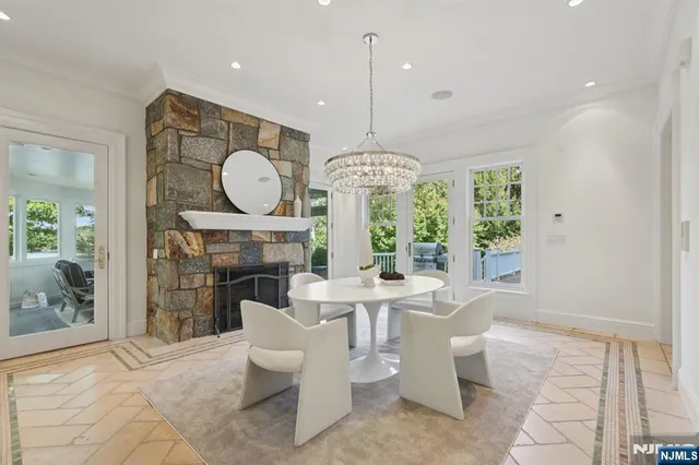 $4,999,999 | 907 Scioto Drive, Franklin Lakes, NJ 07417