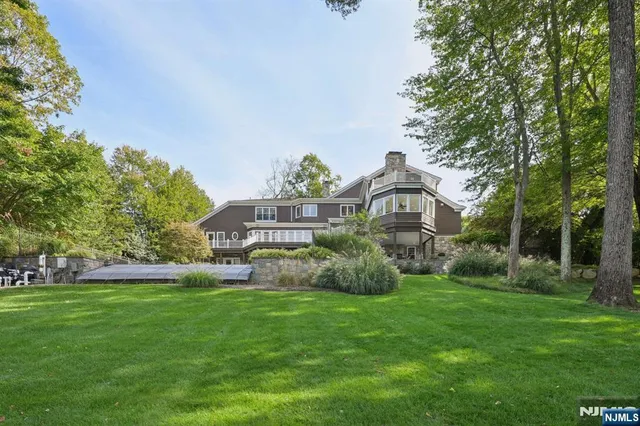$4,999,999 | 907 Scioto Drive, Franklin Lakes, NJ 07417