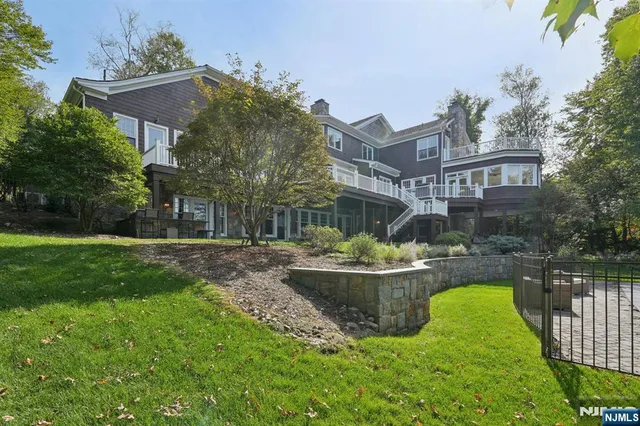 $4,999,999 | 907 Scioto Drive, Franklin Lakes, NJ 07417