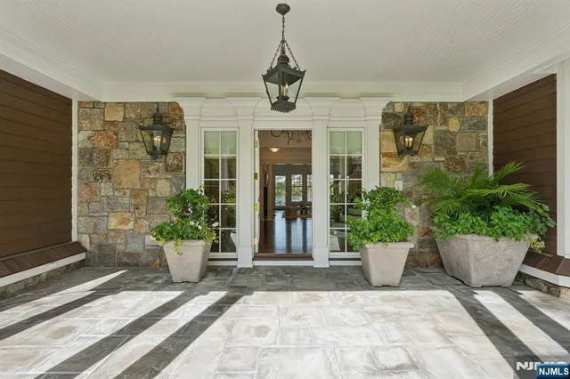 $4,999,999 | 907 Scioto Drive, Franklin Lakes, NJ 07417