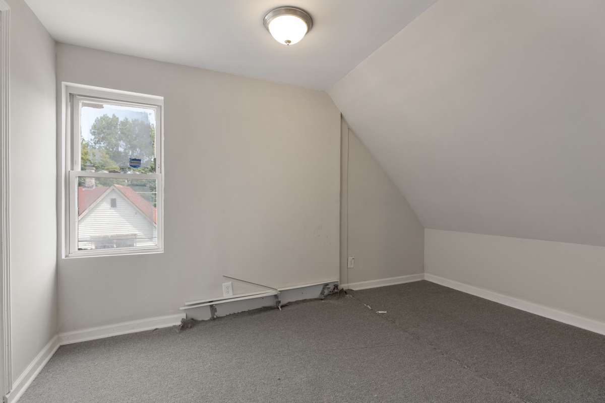 906 West 71st Street Chicago, IL 60621 - Photo 16 of 20