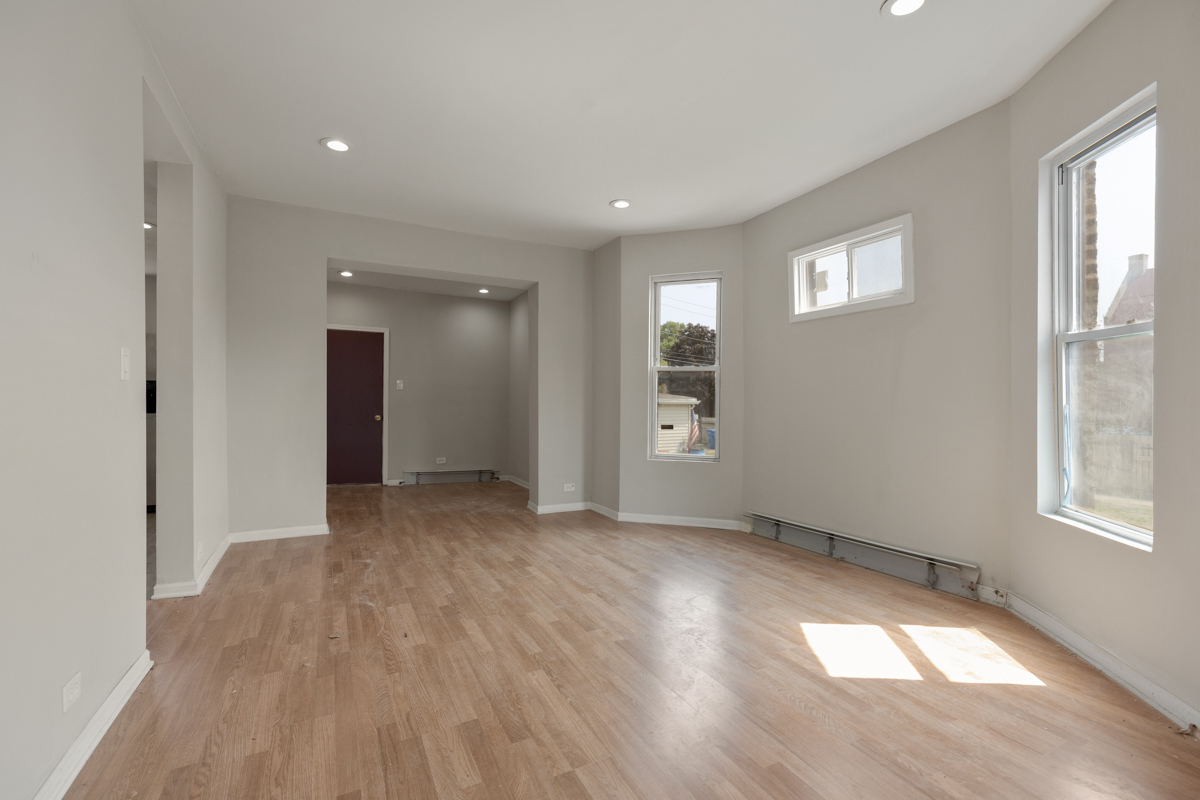 906 West 71st Street Chicago, IL 60621 - Photo 7 of 20
