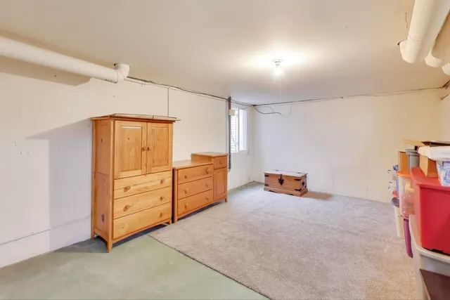 $275,000 | 587 Shorely Drive, Barrington, IL 60010