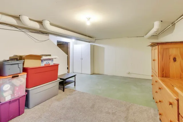 $275,000 | 587 Shorely Drive, Barrington, IL 60010