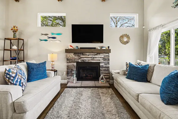 $799,900 | 2973 Indian Trail, Pinckney, MI 48169