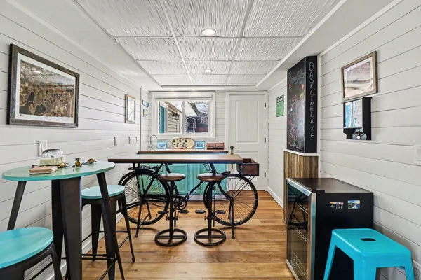 $799,900 | 2973 Indian Trail, Pinckney, MI 48169