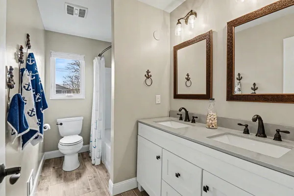 $799,900 | 2973 Indian Trail, Pinckney, MI 48169