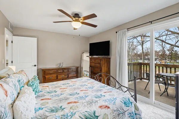 $799,900 | 2973 Indian Trail, Pinckney, MI 48169