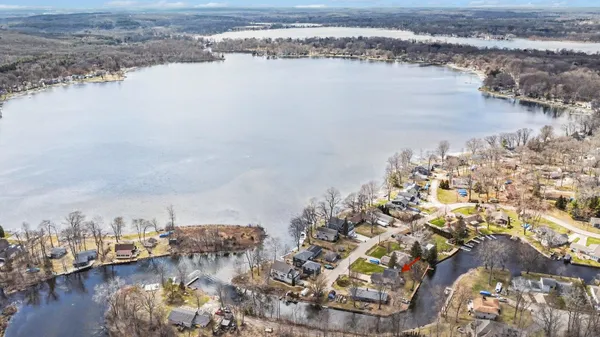 $799,900 | 2973 Indian Trail, Pinckney, MI 48169