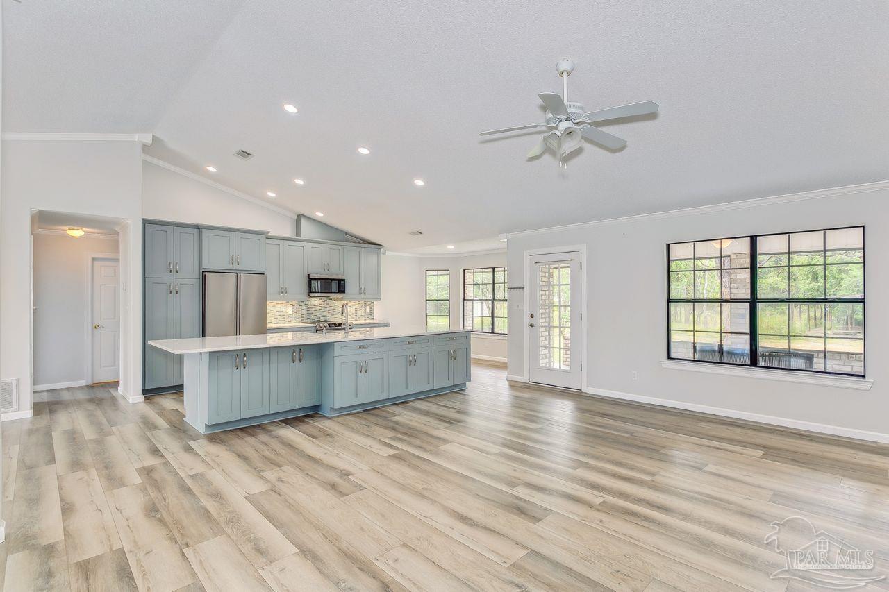 1124 Pearson Road Milton, FL 32583 - Photo 7 of 34 Gallery Image 7