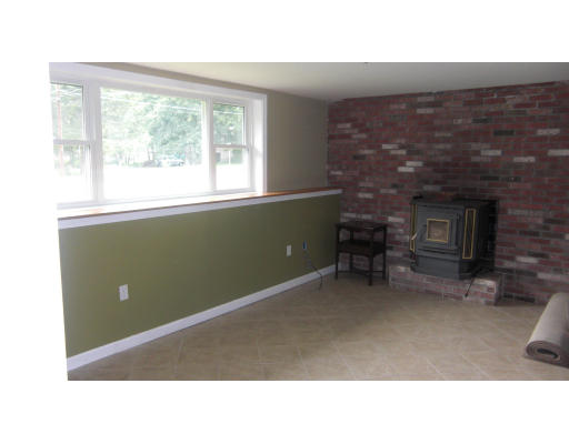 39 Hathaway Road Wilmington, MA 01887 - Photo 10 of 14 Gallery Image 10