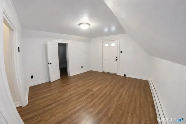 $1,450 | 69 West Liberty Street, Unit 3, Waterbury, CT 06706