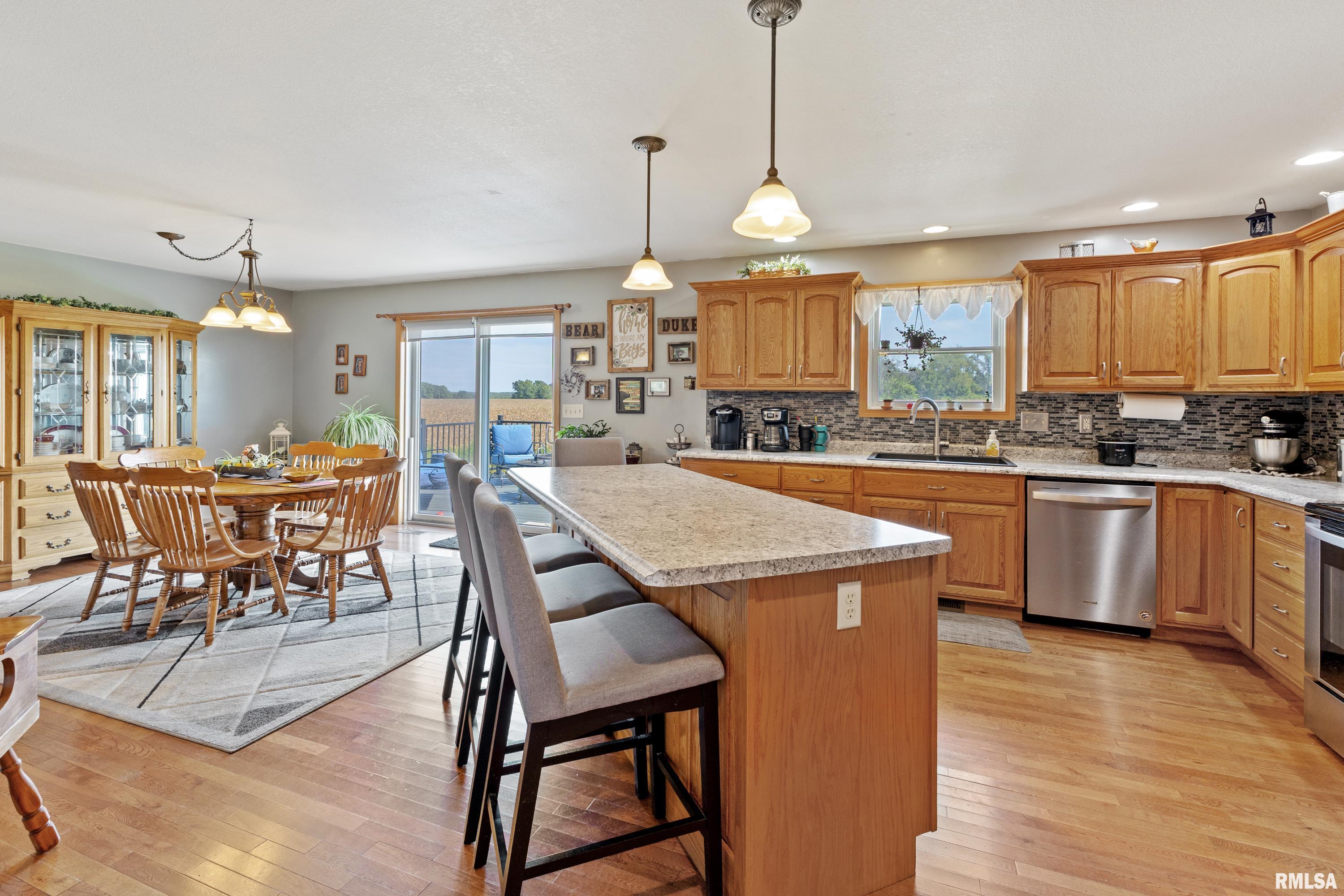 702 East 3000th Street Liberty, IL 62347 - Photo 12 of 42