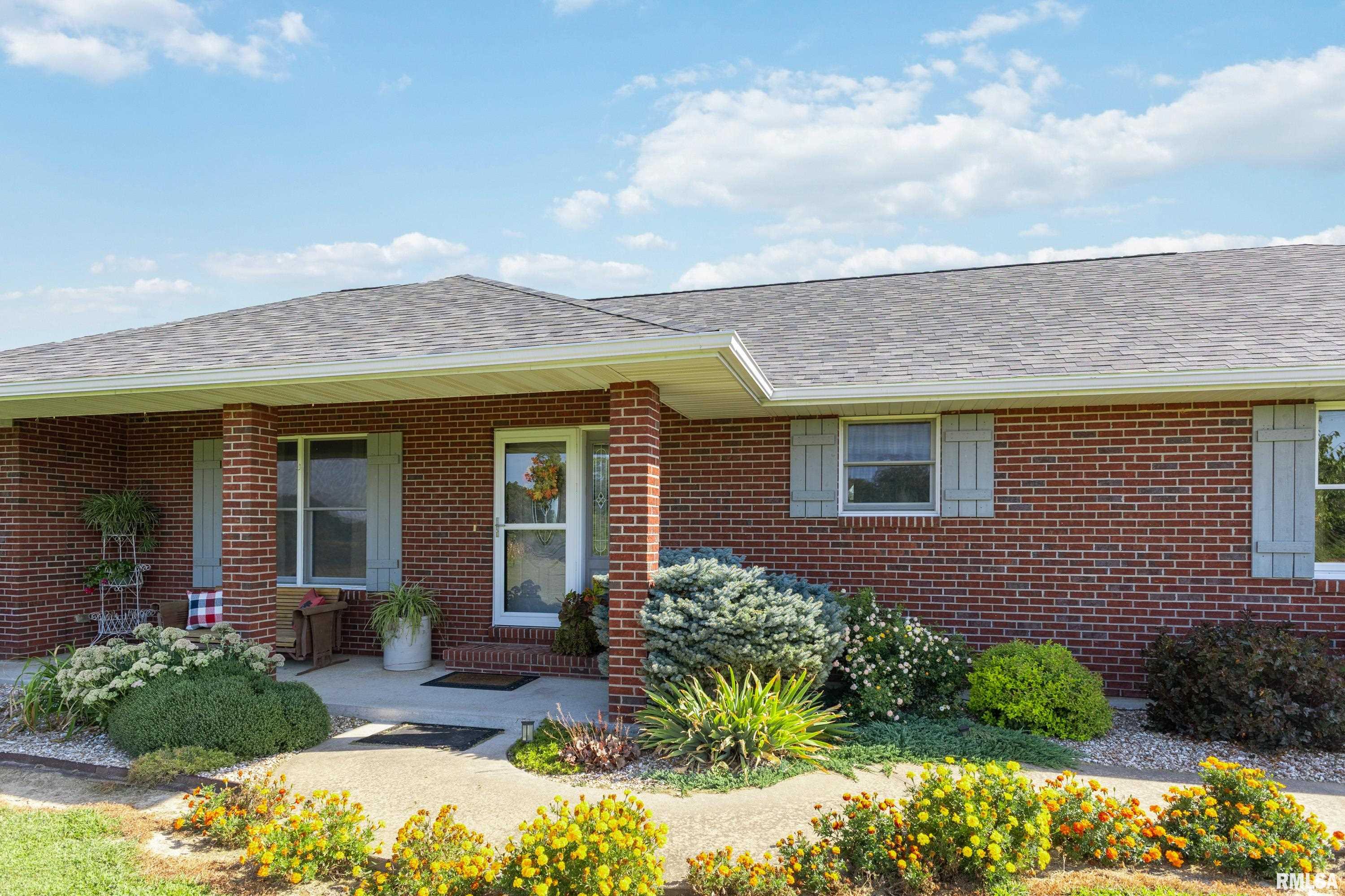 702 East 3000th Street Liberty, IL 62347 - Photo 4 of 42