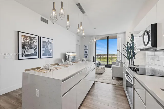 $3,158 | 101 Diplomat Parkway, Unit 1605, Hallandale Beach, FL 33009