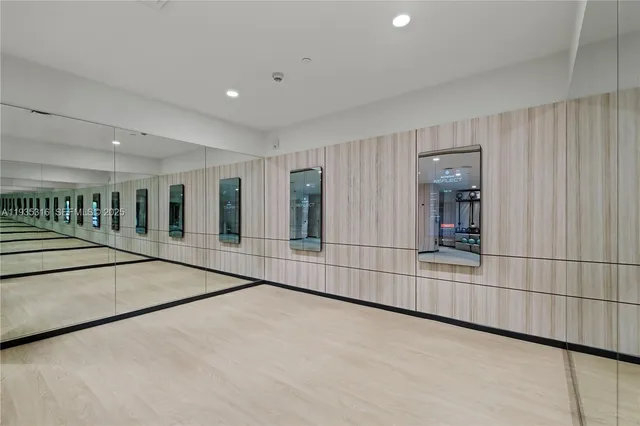 $3,158 | 101 Diplomat Parkway, Unit 1605, Hallandale Beach, FL 33009