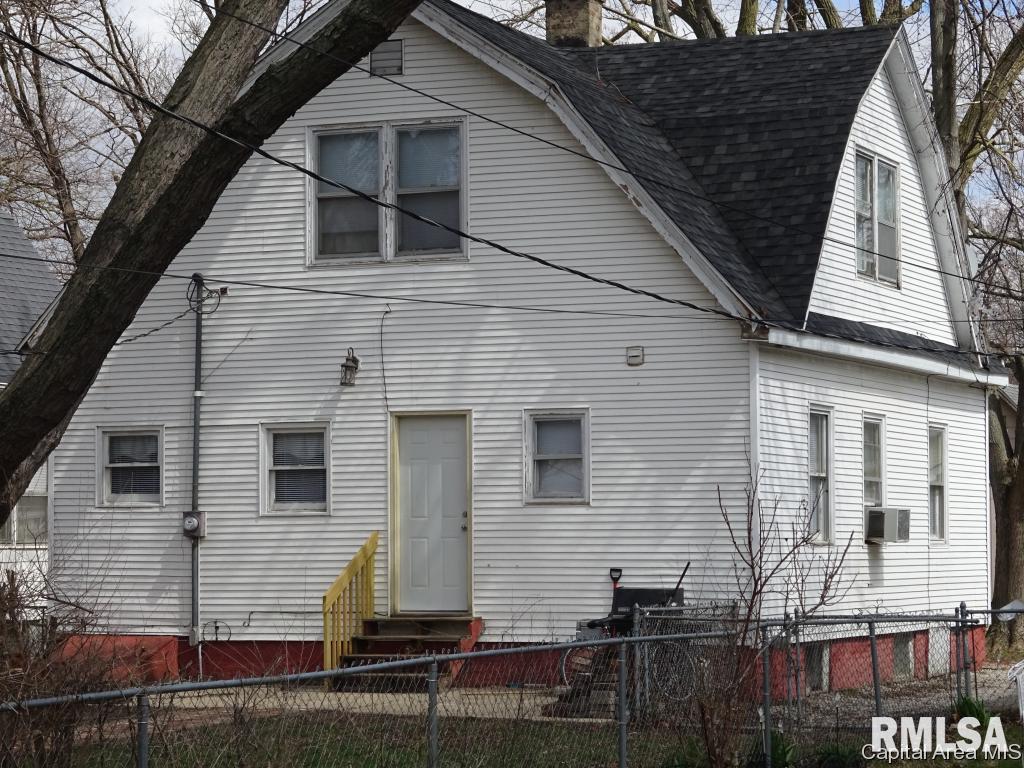 1845 South 13th Street Springfield, IL 62703 - Photo 9 of 32